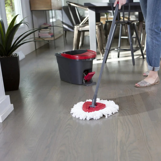 Spin mop and bucket set