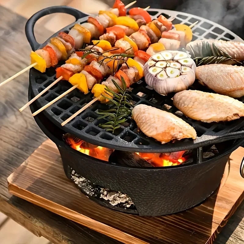 Small charcoal barbecue grill