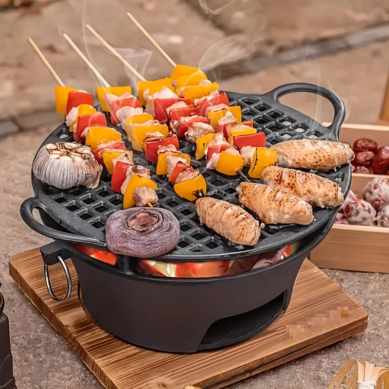 Small charcoal barbecue grill