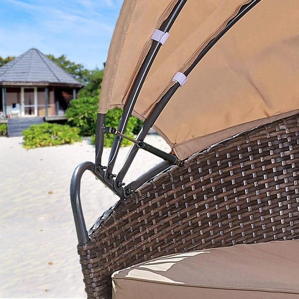 Outdoor Daybed with Retractable Canopy, All-Weather